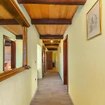 3 Bedroom In Plovanija *