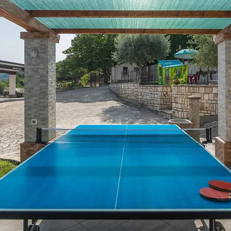 Luxurious In Holiday home Plovanija