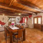 3 Bedroom In Plovanija * Plovanija