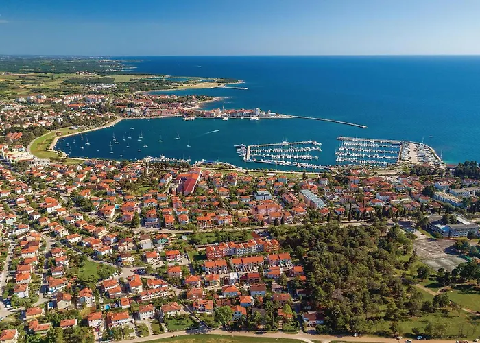 3 Bedroom In Plovanija *