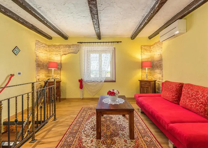 3 Bedroom In Vikendica